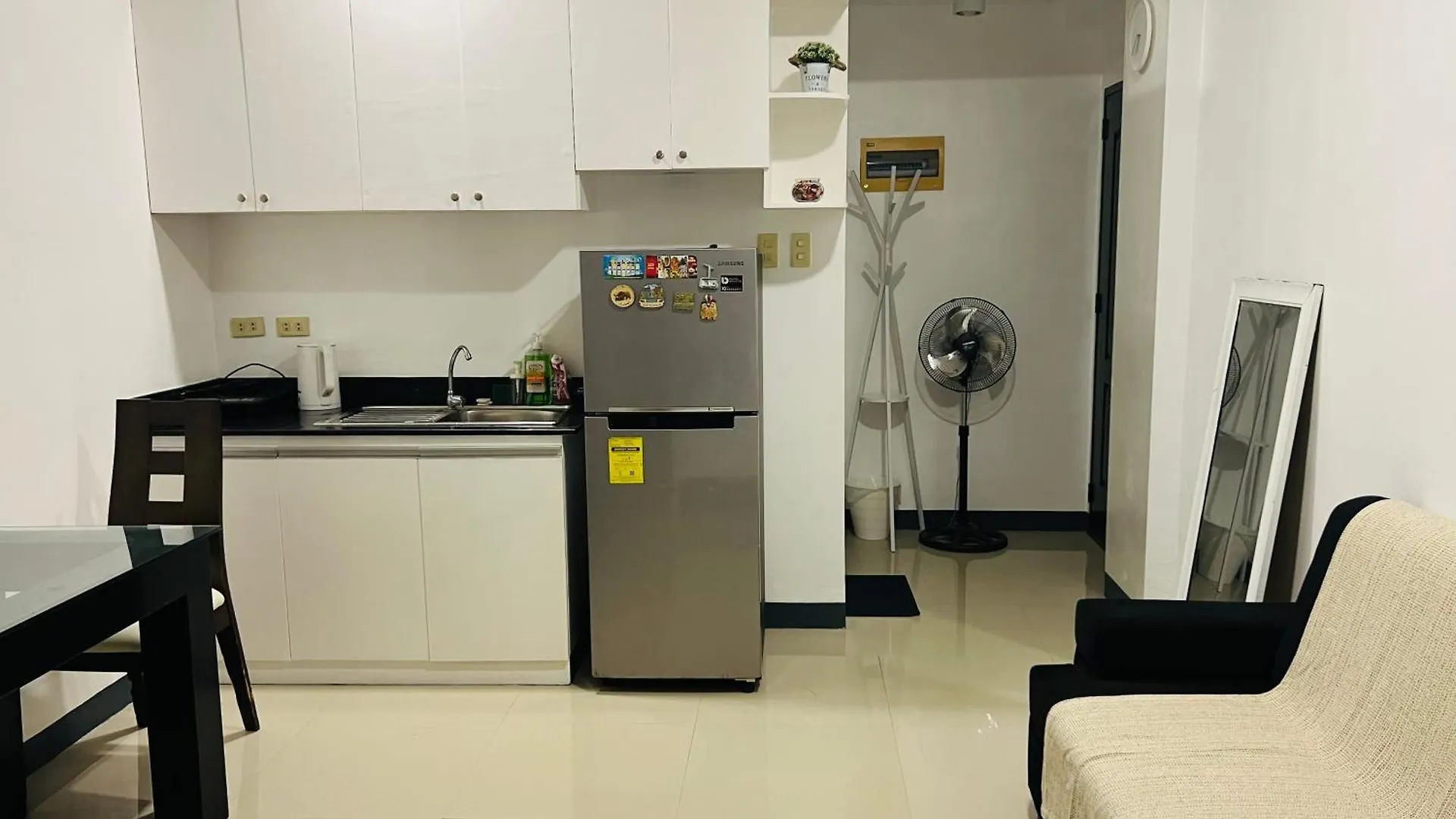 Apartment Vl Homes Manila